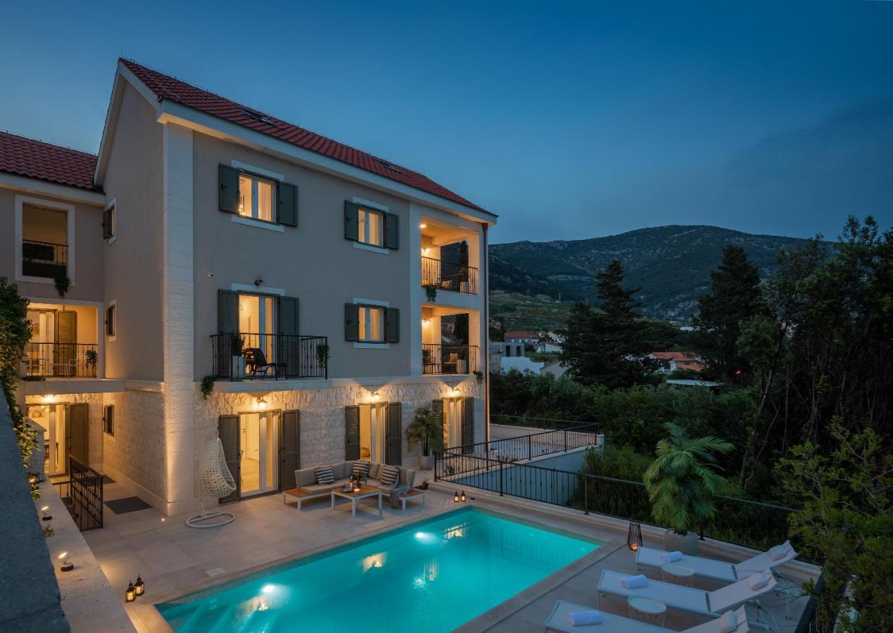 Mirta Apartment