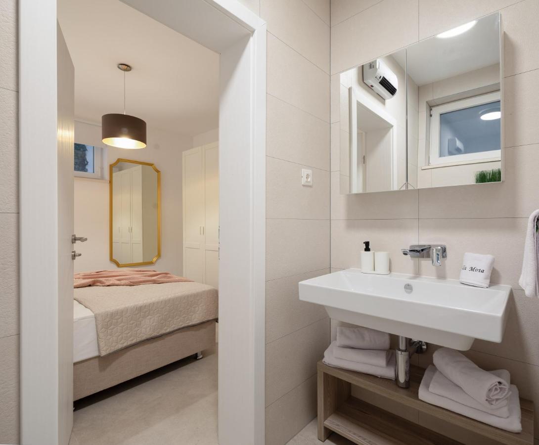 Apartment Mirta *