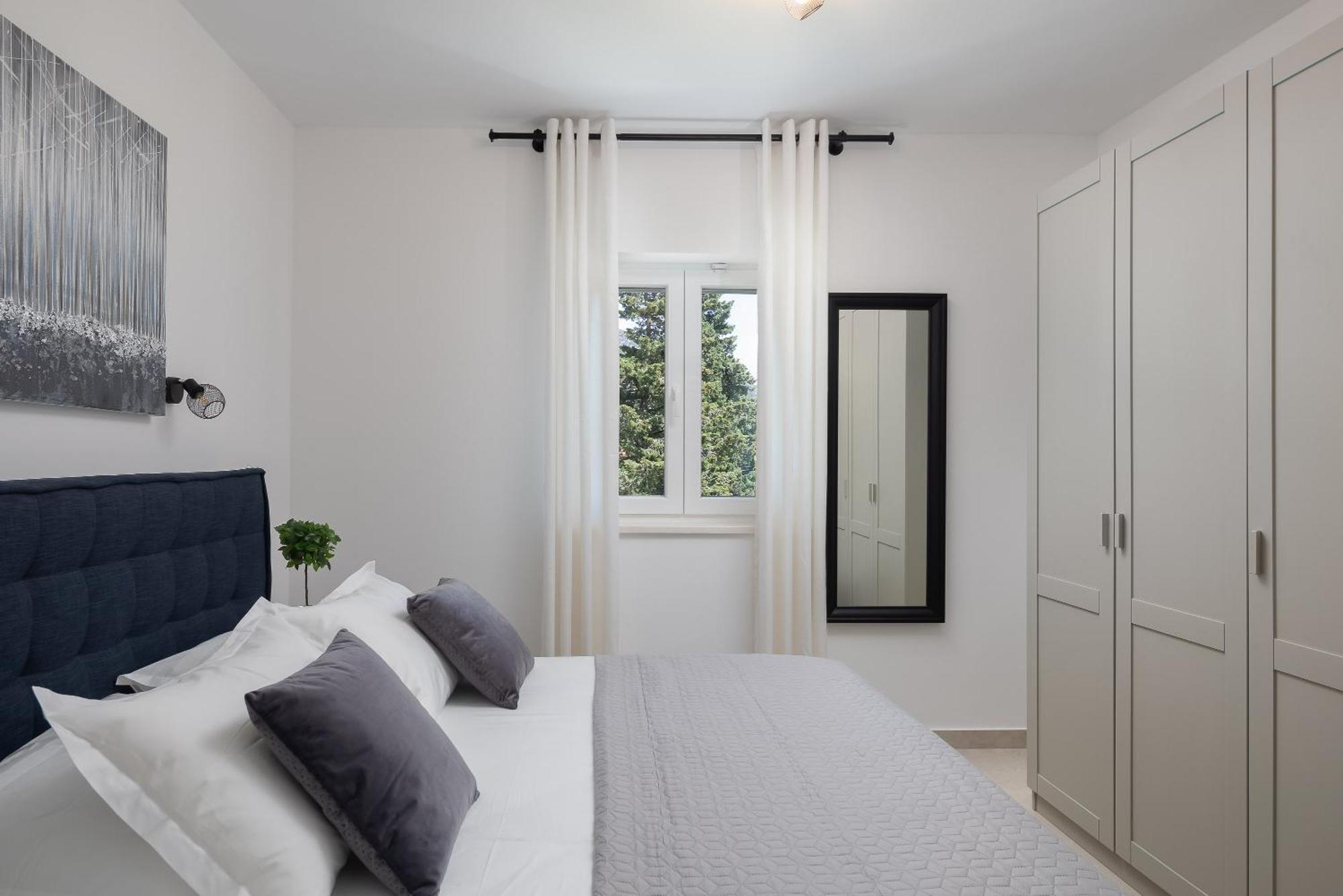 Apartment Mirta *