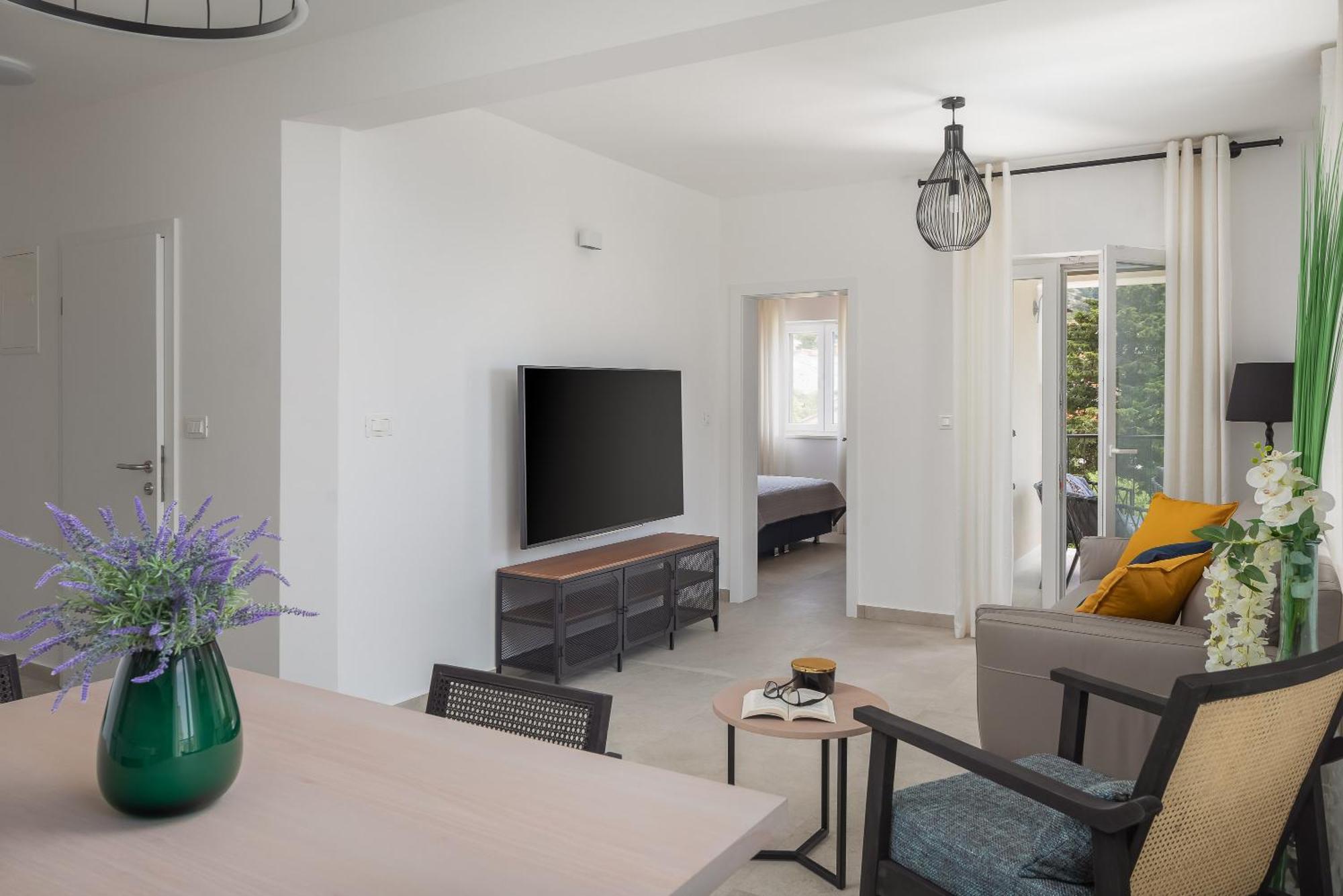 Mirta Apartment *