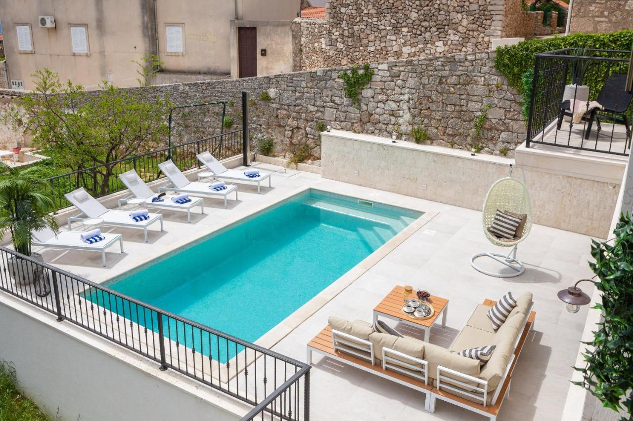 Apartament Mirta